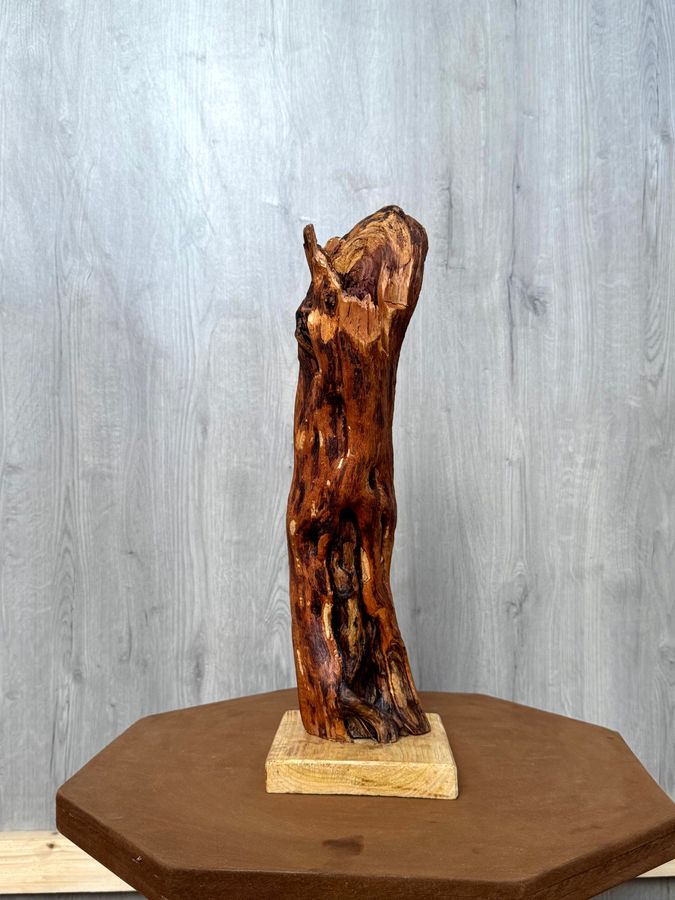 Cinnamon Monolith